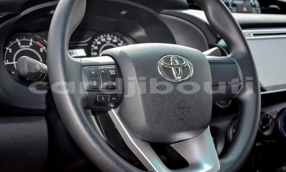 Acheter Neuf Voiture Toyota Hilux Noir à Alaili Dadda, Obock Acheter Neuf Voiture Toyota Hilux Noir à Alaili Dadda, Obock