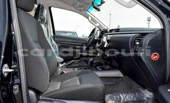 Acheter Neuf Voiture Toyota Hilux Noir à Alaili Dadda, Obock Acheter Neuf Voiture Toyota Hilux Noir à Alaili Dadda, Obock