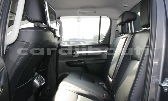Acheter Neuf Voiture Toyota Hilux Gris à Alaili Dadda, Obock Acheter Neuf Voiture Toyota Hilux Gris à Alaili Dadda, Obock