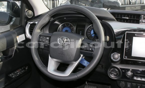 Acheter Neuf Voiture Toyota Hilux Gris à Alaili Dadda, Obock Acheter Neuf Voiture Toyota Hilux Gris à Alaili Dadda, Obock