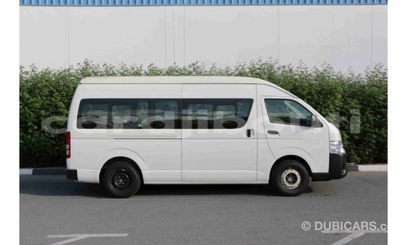 Buy Import Toyota Hiace White Car in Import - Dubai in Ali Sabieh Region Buy Import Toyota Hiace White Car in Import - Dubai in Ali Sabieh Region