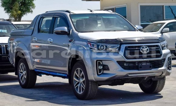 Acheter Neuf Voiture Toyota Hilux Gris à Alaili Dadda, Obock Acheter Neuf Voiture Toyota Hilux Gris à Alaili Dadda, Obock