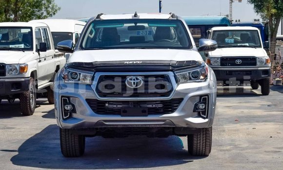 Acheter Neuf Voiture Toyota Hilux Gris à Alaili Dadda, Obock Acheter Neuf Voiture Toyota Hilux Gris à Alaili Dadda, Obock