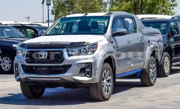 Acheter Neuf Voiture Toyota Hilux Gris à Alaili Dadda, Obock Acheter Neuf Voiture Toyota Hilux Gris à Alaili Dadda, Obock