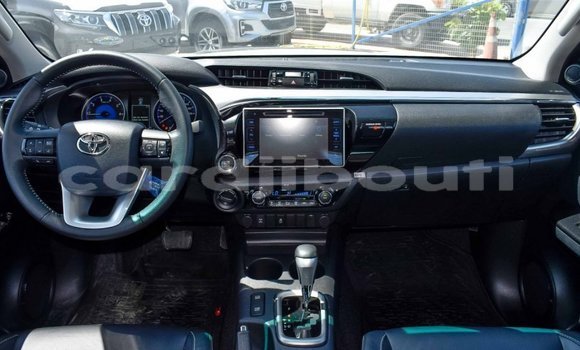 Acheter Neuf Voiture Toyota Hilux Gris à Alaili Dadda, Obock Acheter Neuf Voiture Toyota Hilux Gris à Alaili Dadda, Obock