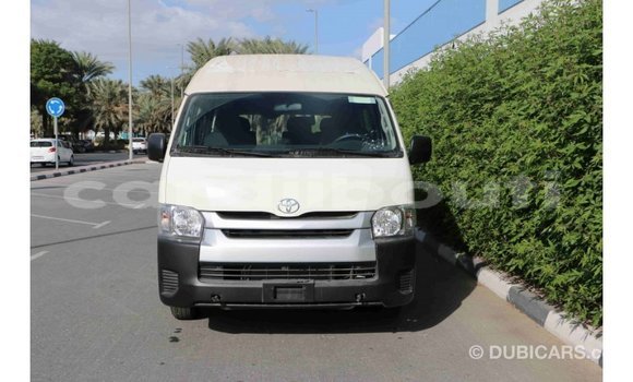 Buy Import Toyota Hiace White Car in Import - Dubai in Ali Sabieh Region Buy Import Toyota Hiace White Car in Import - Dubai in Ali Sabieh Region