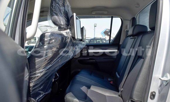 Acheter Neuf Voiture Toyota Hilux Gris à Alaili Dadda, Obock Acheter Neuf Voiture Toyota Hilux Gris à Alaili Dadda, Obock