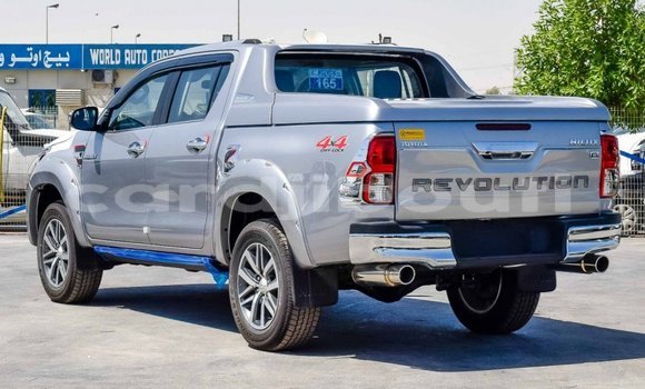 Acheter Neuf Voiture Toyota Hilux Gris à Alaili Dadda, Obock Acheter Neuf Voiture Toyota Hilux Gris à Alaili Dadda, Obock