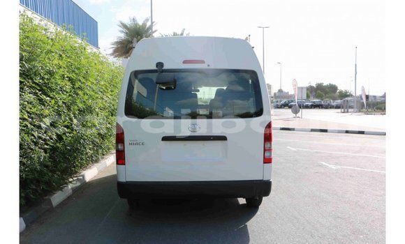 Buy Import Toyota Hiace White Car in Import - Dubai in Ali Sabieh Region Buy Import Toyota Hiace White Car in Import - Dubai in Ali Sabieh Region