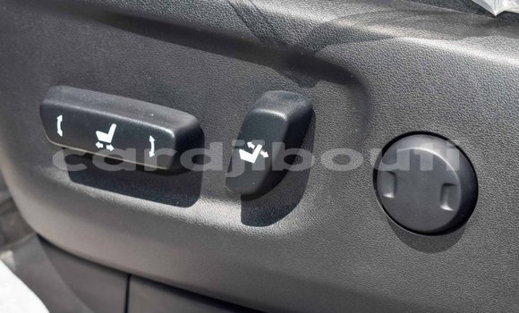 Acheter Neuf Voiture Toyota Land Cruiser Prado Noir à Alaili Dadda, Obock Acheter Neuf Voiture Toyota Land Cruiser Prado Noir à Alaili Dadda, Obock