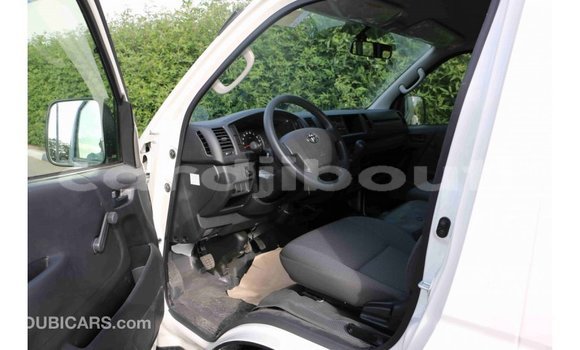 Buy Import Toyota Hiace White Car in Import - Dubai in Ali Sabieh Region Buy Import Toyota Hiace White Car in Import - Dubai in Ali Sabieh Region