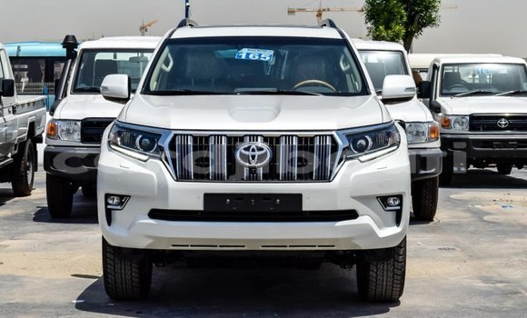 Acheter Neuf Voiture Toyota Land Cruiser Prado Blanc à 'Ali Sabieh, Ali Sabieh Region Acheter Neuf Voiture Toyota Land Cruiser Prado Blanc à 'Ali Sabieh, Ali Sabieh Region