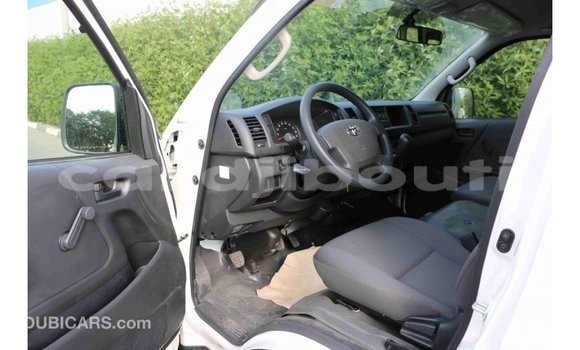 Buy Import Toyota Hiace White Car in Import - Dubai in Ali Sabieh Region Buy Import Toyota Hiace White Car in Import - Dubai in Ali Sabieh Region