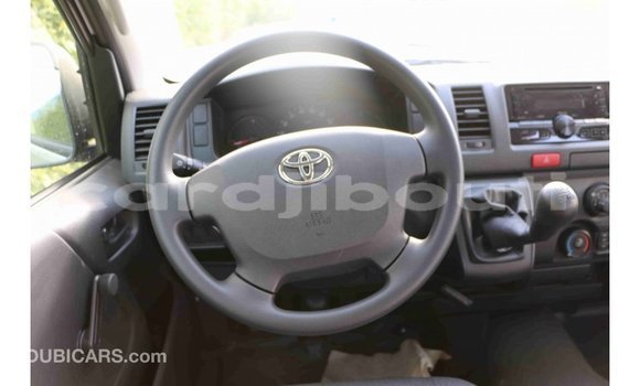 Buy Import Toyota Hiace White Car in Import - Dubai in Ali Sabieh Region Buy Import Toyota Hiace White Car in Import - Dubai in Ali Sabieh Region