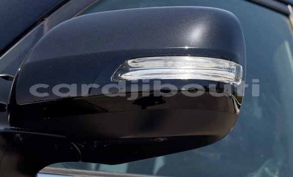 Acheter Neuf Voiture Toyota Land Cruiser Noir à Alaili Dadda, Obock Acheter Neuf Voiture Toyota Land Cruiser Noir à Alaili Dadda, Obock