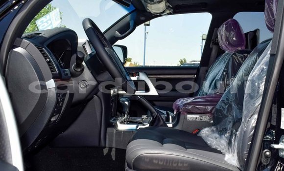 Acheter Neuf Voiture Toyota Land Cruiser Noir à Alaili Dadda, Obock Acheter Neuf Voiture Toyota Land Cruiser Noir à Alaili Dadda, Obock