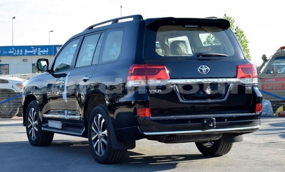 Buy New Toyota Land Cruiser Black Car in Alaili Dadda in Obock Buy New Toyota Land Cruiser Black Car in Alaili Dadda in Obock