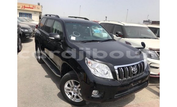 Acheter Import Voiture Toyota Land Cruiser Noir à Import - Dubai, Ali Sabieh Region Acheter Import Voiture Toyota Land Cruiser Noir à Import - Dubai, Ali Sabieh Region