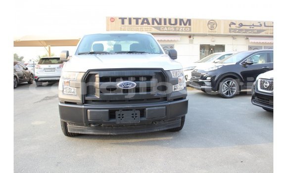 Acheter Import Voiture Ford Club Wagon Autre à Import - Dubai, Ali Sabieh Region