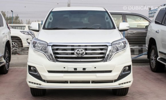 Acheter Import Voiture Toyota Prado Blanc à Import - Dubai, Ali Sabieh Region Acheter Import Voiture Toyota Prado Blanc à Import - Dubai, Ali Sabieh Region