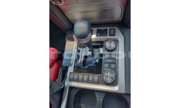 Acheter Import Voiture Toyota Land Cruiser Noir à Import - Dubai, Ali Sabieh Region Acheter Import Voiture Toyota Land Cruiser Noir à Import - Dubai, Ali Sabieh Region