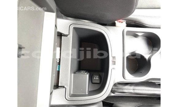 Acheter Import Voiture Mercedes-Benz 250 Bleu à Import - Dubai, Ali Sabieh Region Acheter Import Voiture Mercedes-Benz 250 Bleu à Import - Dubai, Ali Sabieh Region