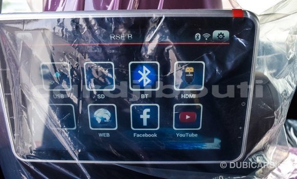 Buy Import Toyota Land Cruiser White Car in Import - Dubai in Ali Sabieh Region Buy Import Toyota Land Cruiser White Car in Import - Dubai in Ali Sabieh Region