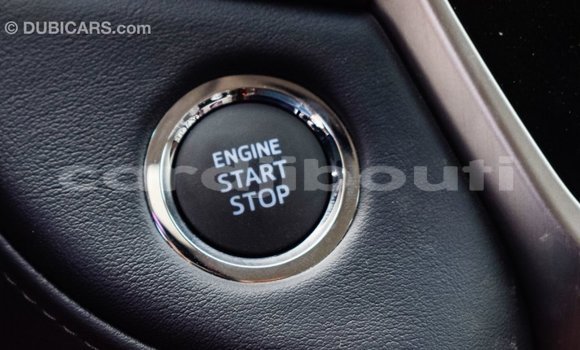 Buy Import Toyota Land Cruiser White Car in Import - Dubai in Ali Sabieh Region Buy Import Toyota Land Cruiser White Car in Import - Dubai in Ali Sabieh Region