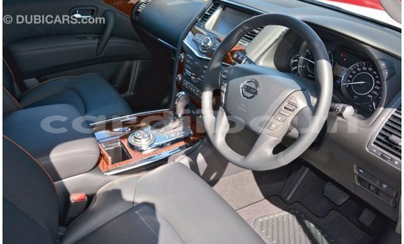 Acheter Import Voiture Nissan Patrol Blanc à Import - Dubai, Ali Sabieh Region Acheter Import Voiture Nissan Patrol Blanc à Import - Dubai, Ali Sabieh Region