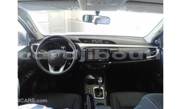 Buy Import Toyota Hilux White Car in Import - Dubai in Ali Sabieh Region Buy Import Toyota Hilux White Car in Import - Dubai in Ali Sabieh Region