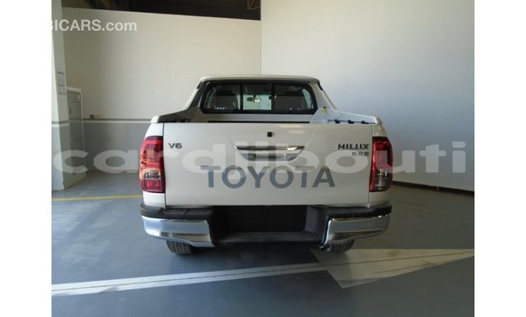 Buy Import Toyota Hilux White Car in Import - Dubai in Ali Sabieh Region Buy Import Toyota Hilux White Car in Import - Dubai in Ali Sabieh Region