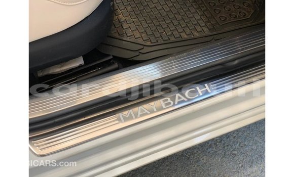 Acheter Import Voiture Mercedes-Benz 190 Blanc à Import - Dubai, Ali Sabieh Region Acheter Import Voiture Mercedes-Benz 190 Blanc à Import - Dubai, Ali Sabieh Region