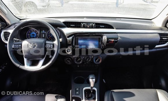 Acheter Import Voiture Toyota Hilux Autre à Import - Dubai, Ali Sabieh Region Acheter Import Voiture Toyota Hilux Autre à Import - Dubai, Ali Sabieh Region