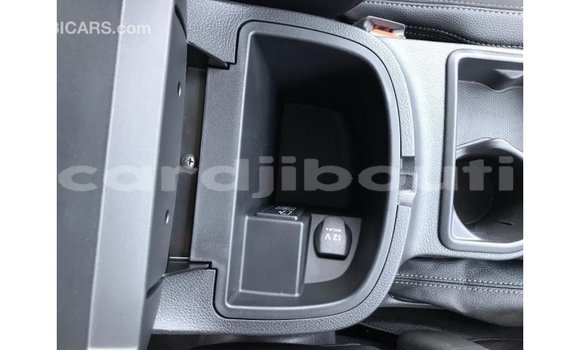 Acheter Import Voiture Mercedes-Benz 250 Rouge à Import - Dubai, Ali Sabieh Region Acheter Import Voiture Mercedes-Benz 250 Rouge à Import - Dubai, Ali Sabieh Region