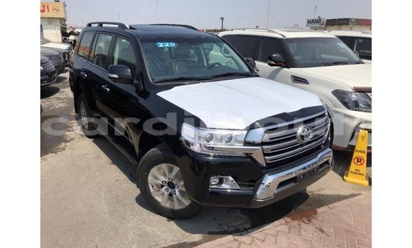 Acheter Import Voiture Toyota Land Cruiser Noir à Import - Dubai, Ali Sabieh Region Acheter Import Voiture Toyota Land Cruiser Noir à Import - Dubai, Ali Sabieh Region