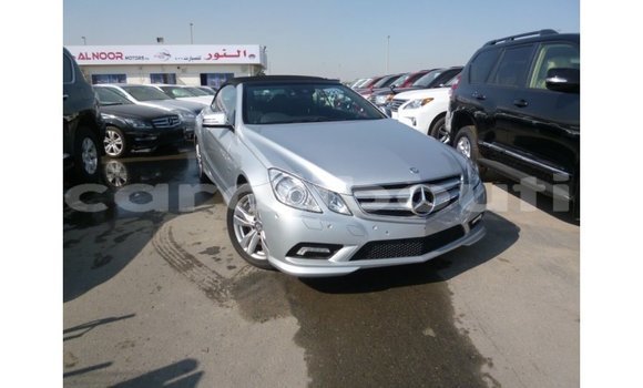Acheter Import Voiture Mercedes-Benz 250 Autre à Import - Dubai, Ali Sabieh Region Acheter Import Voiture Mercedes-Benz 250 Autre à Import - Dubai, Ali Sabieh Region