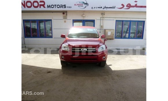 Acheter Import Voiture Toyota 4Runner Rouge à Import - Dubai, Ali Sabieh Region Acheter Import Voiture Toyota 4Runner Rouge à Import - Dubai, Ali Sabieh Region