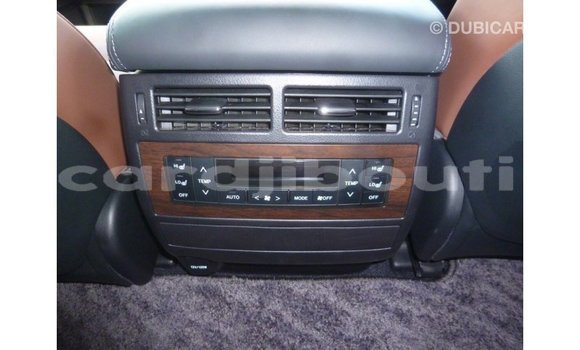 Acheter Import Voiture Toyota Land Cruiser Autre à Import - Dubai, Ali Sabieh Region Acheter Import Voiture Toyota Land Cruiser Autre à Import - Dubai, Ali Sabieh Region