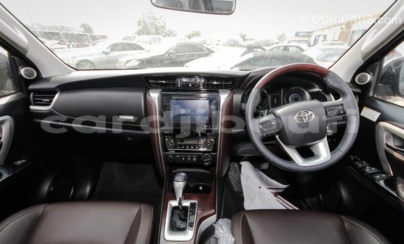 Acheter Import Voiture Toyota Fortuner Autre à Import - Dubai, Ali Sabieh Region Acheter Import Voiture Toyota Fortuner Autre à Import - Dubai, Ali Sabieh Region
