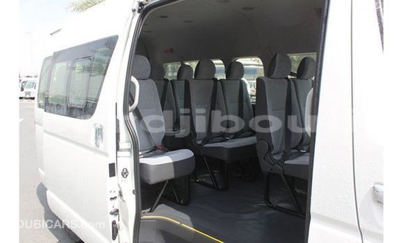 Buy Import Toyota Hiace White Car in Import - Dubai in Ali Sabieh Region Buy Import Toyota Hiace White Car in Import - Dubai in Ali Sabieh Region