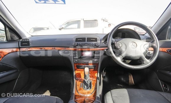 Acheter Import Voiture Mercedes-Benz 200 Autre à Import - Dubai, Ali Sabieh Region Acheter Import Voiture Mercedes-Benz 200 Autre à Import - Dubai, Ali Sabieh Region