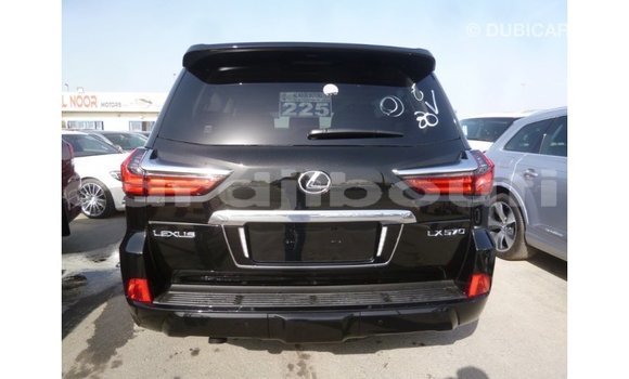 Acheter Import Voiture Lexus LX Noir à Import - Dubai, Ali Sabieh Region Acheter Import Voiture Lexus LX Noir à Import - Dubai, Ali Sabieh Region