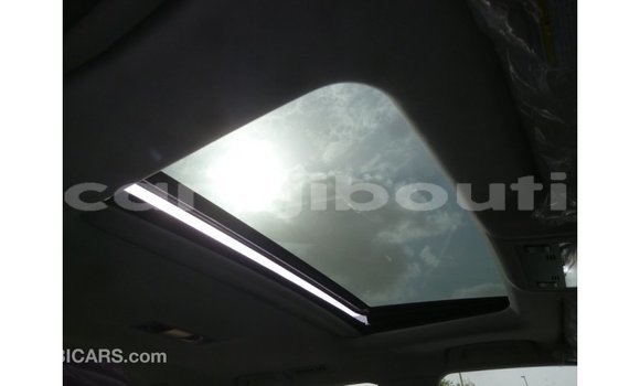 Acheter Import Voiture Toyota Land Cruiser Autre à Import - Dubai, Ali Sabieh Region Acheter Import Voiture Toyota Land Cruiser Autre à Import - Dubai, Ali Sabieh Region