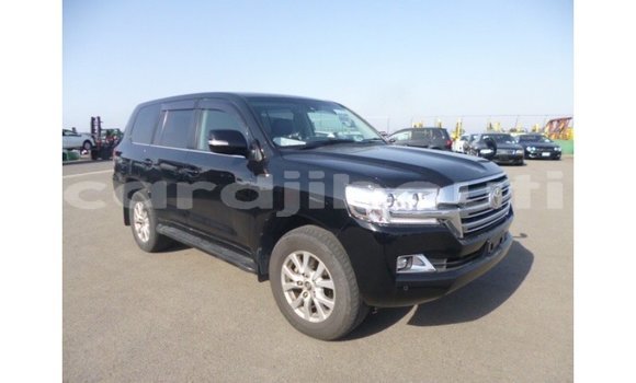 Acheter Import Voiture Toyota Land Cruiser Noir à Import - Dubai, Ali Sabieh Region Acheter Import Voiture Toyota Land Cruiser Noir à Import - Dubai, Ali Sabieh Region