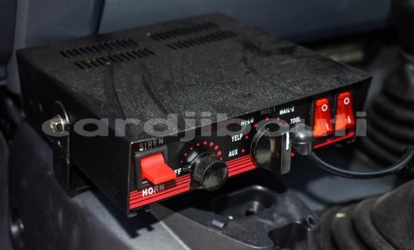 Buy New Toyota Land Cruiser White Car in Alaili Dadda in Obock Buy New Toyota Land Cruiser White Car in Alaili Dadda in Obock