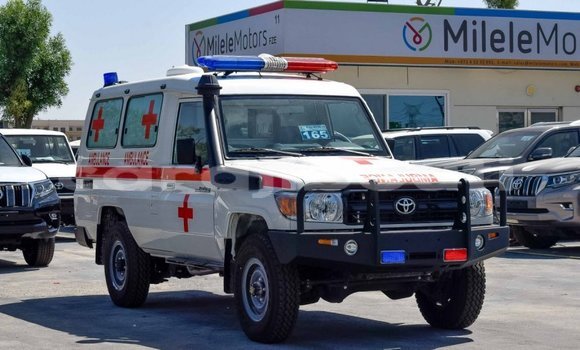 Buy New Toyota Land Cruiser White Car in Alaili Dadda in Obock Buy New Toyota Land Cruiser White Car in Alaili Dadda in Obock