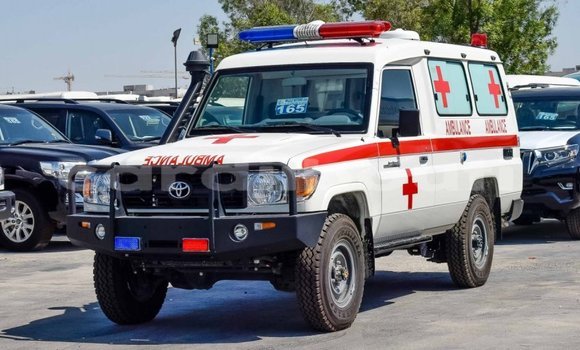 Buy New Toyota Land Cruiser White Car in Alaili Dadda in Obock Buy New Toyota Land Cruiser White Car in Alaili Dadda in Obock