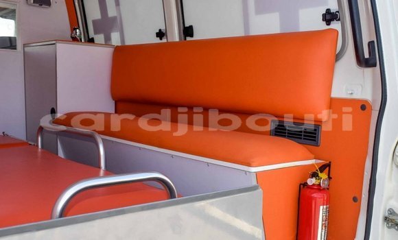 Buy New Toyota Land Cruiser White Car in Alaili Dadda in Obock Buy New Toyota Land Cruiser White Car in Alaili Dadda in Obock