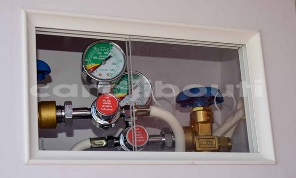 Buy New Toyota Land Cruiser White Car in Alaili Dadda in Obock Buy New Toyota Land Cruiser White Car in Alaili Dadda in Obock