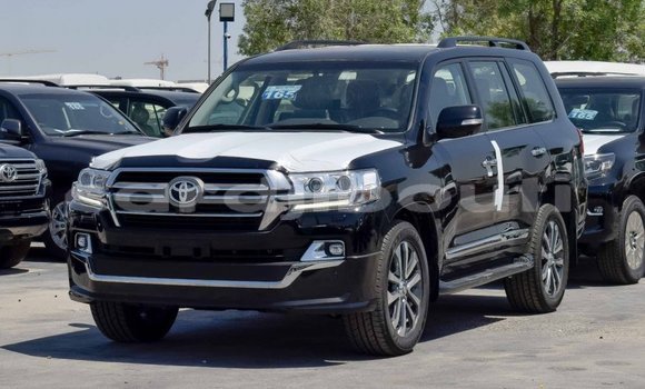 Acheter Neuf Voiture Toyota Land Cruiser Noir à Alaili Dadda, Obock Acheter Neuf Voiture Toyota Land Cruiser Noir à Alaili Dadda, Obock